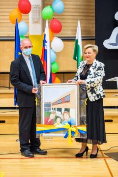 Prireditev – Pozdravljena OSNOVNA ŠOLA ZAGRADEC 35